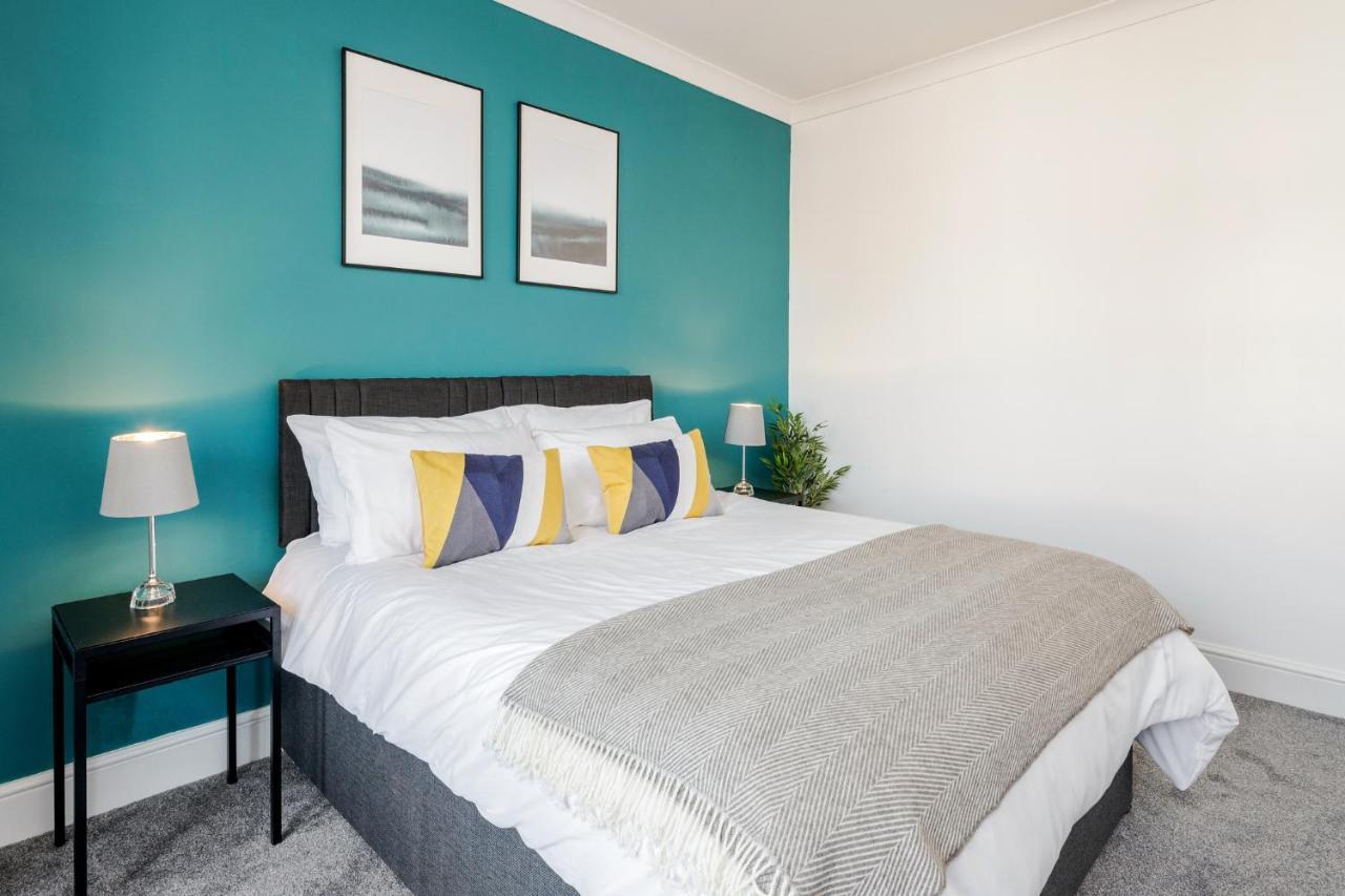 Business & Leisure 2 Bedroom & Parking By Damask Homes إيلفورد المظهر الخارجي الصورة